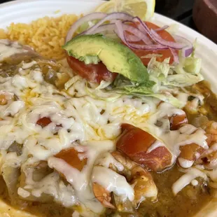 Camarones a la Veracruzana (tortillas on the side)