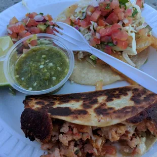 Tacos gobernador y pescado
