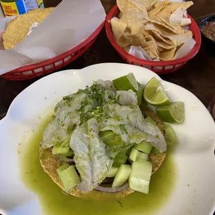 Aguachiles tostada