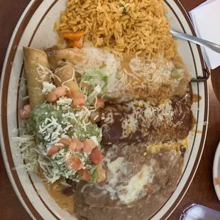 Chile Relleno, Cheese Enchilada and Shredded Beef Taquitos Combo