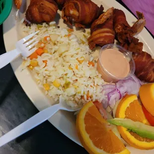 Camarones Momias - bacon wrapped shrimp