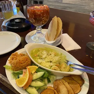 Shrimp culichi   With ceviche in the background