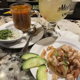 El Vichi, Camarones tostada &amp; Cadillac Margarita