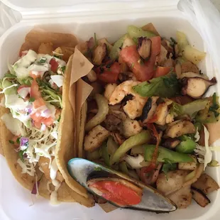 Fish taco and mixed grilled fish taco