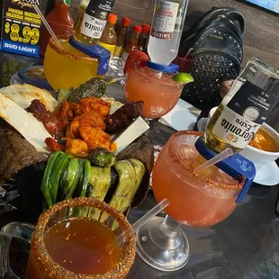 Molcajete y unas riquisimas margaritas