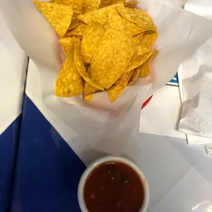 Salsa is awesome and chips are crispy!!