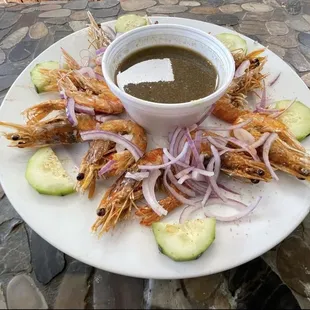 Camarones Cucarachas