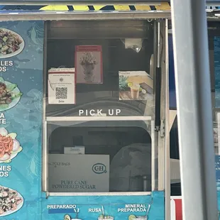 Aguas &amp; fresas con crema on the weekend