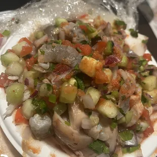 The causuelita mixta sold with raw shrimp
