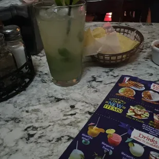 Drinks are so fresh and delicious . My mojito muy bueno !!!!