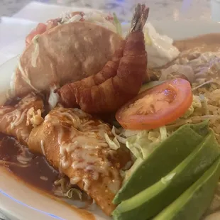 Chicken enchilada/hard shell taco combination