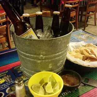 Cubeta  de Victoria $18