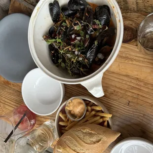 Mussels and Fries