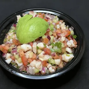 CEVICHE DE PESCADO ACOMPAÑANDO CON TOSTADAS