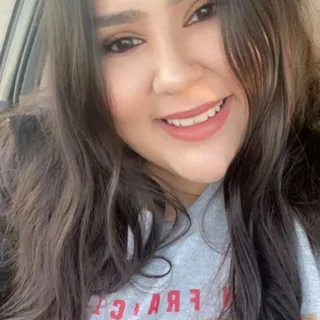 Esmeralda R.