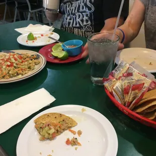 burritos and wraps, food