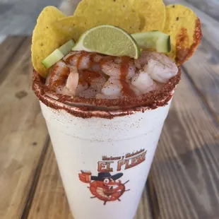 Micheladas c/ camaron botana