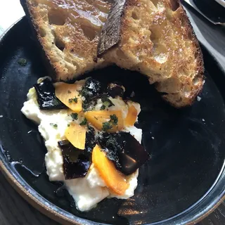 Burrata Toast