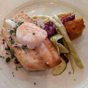 Fish was not their strong suit on the evening.