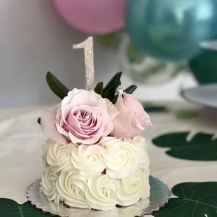Smash cake!