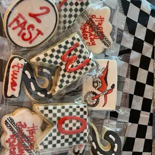 Custom cookies - TWO Fast ft. Red dirt bike