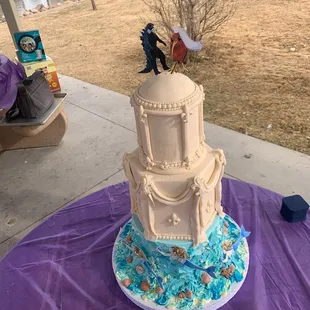 Wedding cake by Marisol yummy my friends loved it!