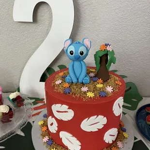 Lilo and stitch cake!