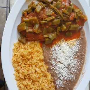 Tortitas de camaron con nopales!!! Especial de cuaresma.