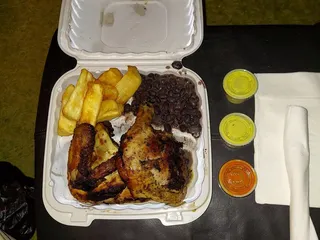 Pollo Dorado