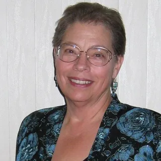 Nina H.