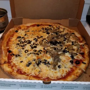 $15.95 XL pizza with 3 free toppings