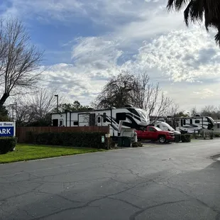 Mark J Mh and RV Park