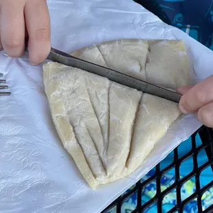 Pizza dough wedge to entertain the children. Awesome !!