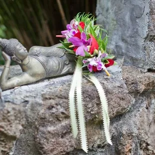 Wedding lei