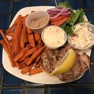 Blackened Tuna Sandwich