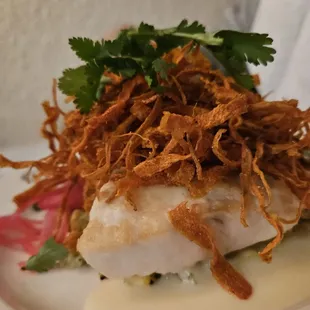 Mahi...those crunchy carrots are amazing on top