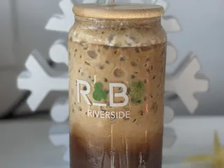 R&B Tea