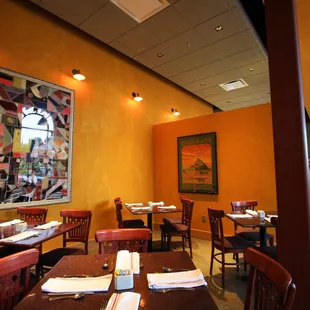 Cozy up to Liz's framed family heirloom quilts for brunch, lunch or dinner and you'll always feel at home.