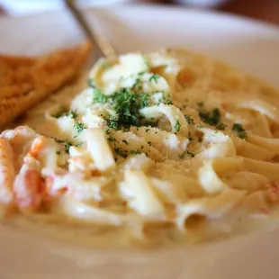 Crab Fettuccine Alfredo. Very good.