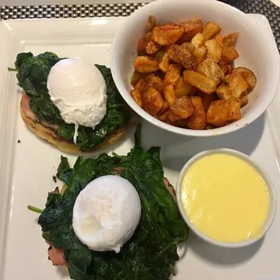 Eggs Benedict