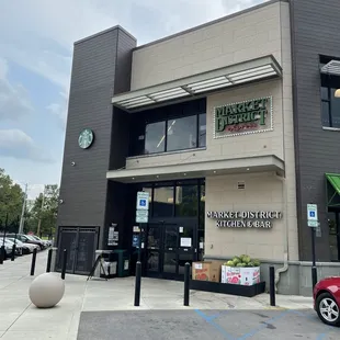 Market District - Giant Eagle