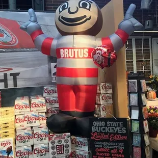 The store must be attended by Buckeye fans.