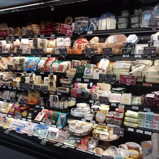 Huge selection of delicious cheeses!!