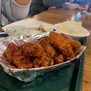 Fried chicken wings