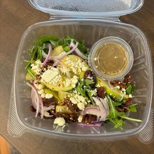 Salad to go