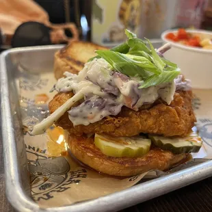 NASHVILLE HAWT CHICK'N