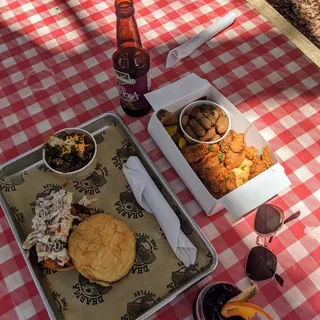 NASHVILLE HAWT CHICK'N