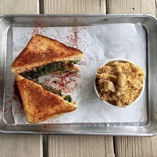 SIDE GARLIC MAC-N-CHEESE