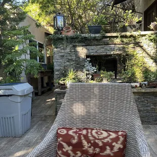 Just a chill vibe listening to the waterfalls! Awaiting pizza and a friend