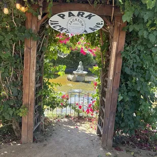 Place to eat lunch in pure zen!